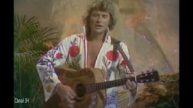 164. Johnny Hallyday – La Fille Du Square vignette