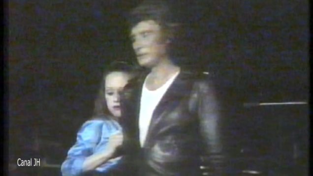 205. Johnny Hallyday-la bagarre-palais des sports 1976 vignette