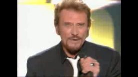 21. Johnny_Hallyday_Feat_Minister_Amer-Le_Temps_Passe(At_NRJ_Music_Awards_2006)-TVRIP-FR-2006 vignette