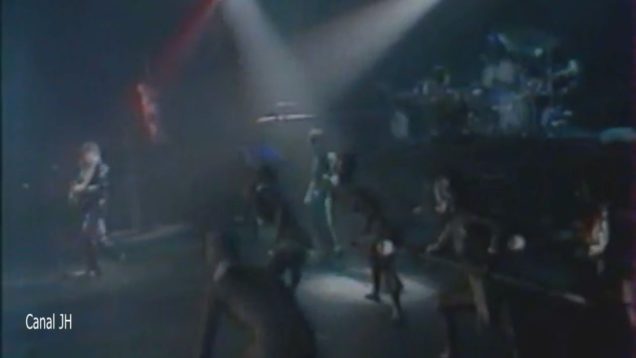 65. Johnny Hallyday – La musique que j’aime – Z‚nith 1984 vignette