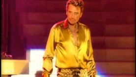 1007. Johnny.Hallyday – Derrière l’amour – Tour Eiffel 2000-daily blacklist vignette