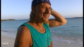 653-johnny-hallyday-et-laeticia-a-miami-1996-mp4 vignette