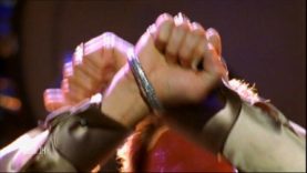 681-johnny-hallyday-gabrielle-olympia-2000-mp4 vignette