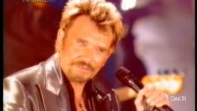 695-johnny-hallyday-je-nai-jamais-pleure-parc-des-princes-2003-mp4 vignette