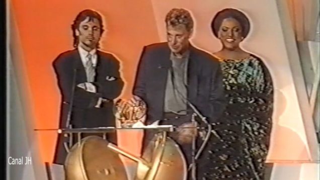 56-johnny-hallyday-victoires-de-la-musique-1987-mp4 vignette