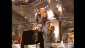 730-johnny-hallyday-aussi-dur-jusqua-minuit-parc-des-princes-2003-mp4 vignette