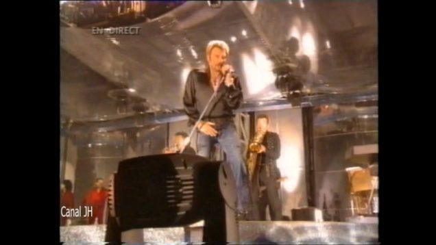 730-johnny-hallyday-aussi-dur-jusqua-minuit-parc-des-princes-2003-mp4 vignette