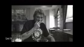 766-johnny-hallyday-interview-magazine-playboy-novembre-1994-mp4 vignette