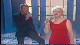 1074-johnny-hallyday-et-carmel-joublierai-ton-nom-1986-daily-blocked-mp4 vignette