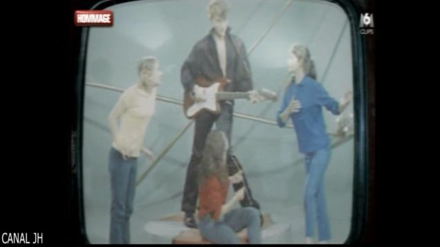 921-johnny-hallyday-laisse-les-filles-nuit-hommage-m6-2017-mp4 vignette