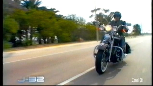 939-johnny-hallyday-j-32-2003-mp4 vignette