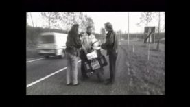 1011-johnny-hallyday-controle-de-police-en-hollande-1994-mp4 vignette