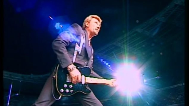 1030-johnny-hallyday-degage-stade-de-france-1998-mp4 vignette