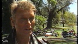 1061-johnny-hallyday-interview-en-louisiane-1990-mp4 vignette