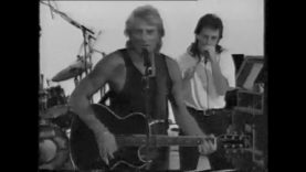1069-johnny-hallyday-repetitions-bercy-1995-mp4 vignette