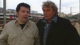 992-johnny-hallyday-tournage-du-clip-je-la-croise-tous-les-matins-1995-mp4 vignette