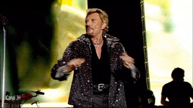1145-johnny-hallyday-allumer-le-feu-palais-des-sports-2006-mp4 vignette