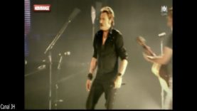 1124-johnny-hallyday-joue-pas-de-rocknroll-pour-moi-nuit-hommage-m6-2017-mp4 vignette