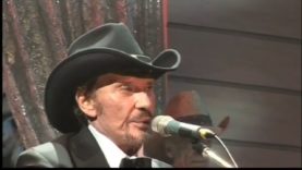 1148-sans-logo-johnny-hallyday-tes-tendres-annees-2006-mp4 vignette