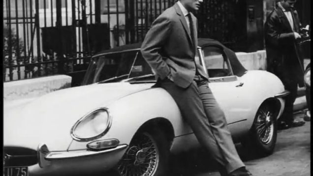 1153-sans-logo-johnny-hallyday-en-voiture-mp4 vignette