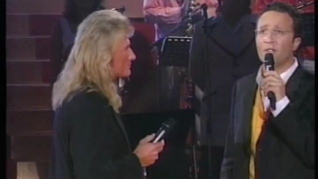 1208-johnny-hallyday-interview-et-tirage-au-sort-billet-pour-las-vegas-1996-video-converter-com_-mp4 vignette