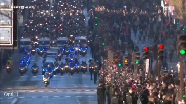 1053-refaire-johnny-hallydaysept-a-huit-du-10-decembre-2017-ladieu-mp4 vignette