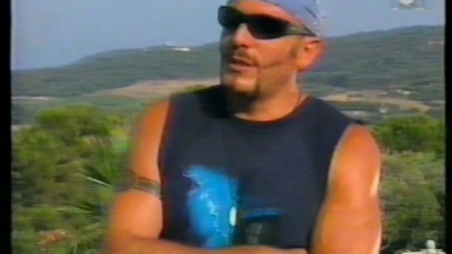 1219-johnny-hallyday-question-au-coach-herve-lewis-1995-base-mono-video-converter-com_-mp4 vignette